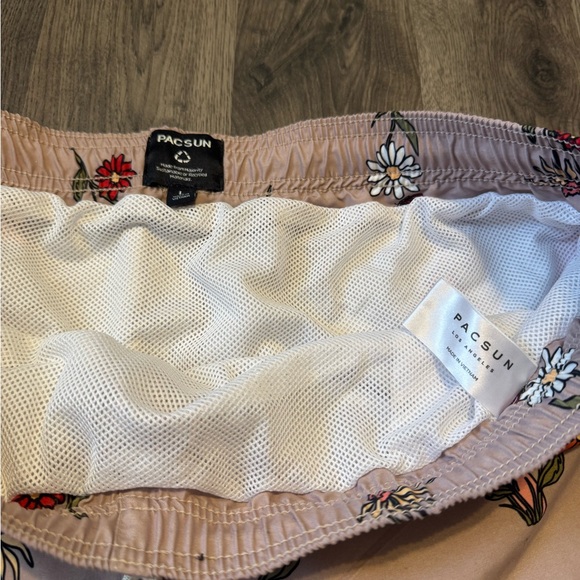 PacSun Recycled Shrooms Large Swim Trunks NWOT - Picture 3 of 3